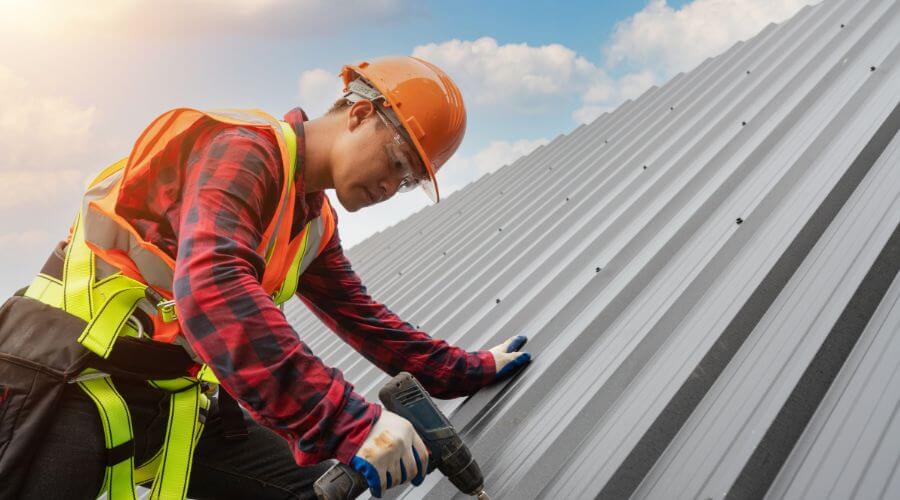 Professional Emergency Roof Repairs services in Springfield, ME